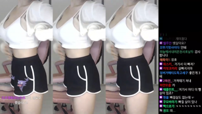 운동후 눈바디 보여주는 여캠