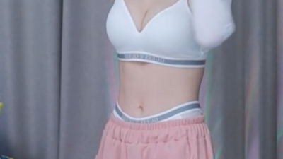 머리를 틀어 올린 존예 쵸단이 ㅅㅅ