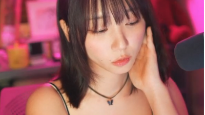 일본여캠에 볼륨감