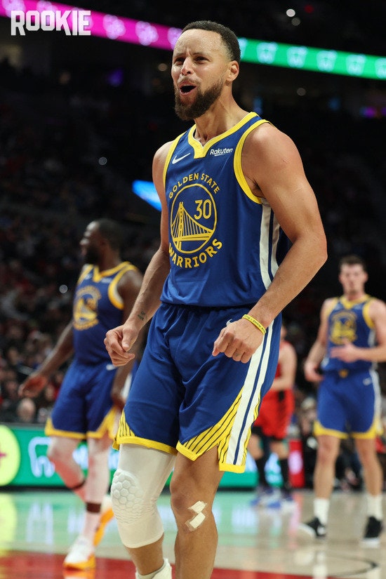 '48점 맹폭' 스테픈 커리, 마이클 조던 기록 넘었다