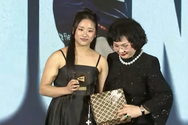 '세계 최강 한국인' 안세영 초대박, 끝내 일 냈다! BWF 올해의 선수상 '쾌거'...中-日 다 제치고 '…